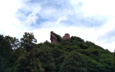 Trekking – Felsen und Burgen