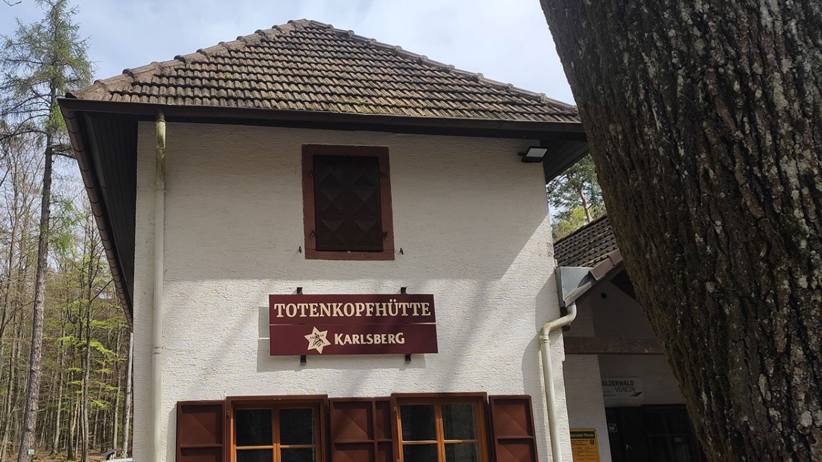 Totenkopfhütte